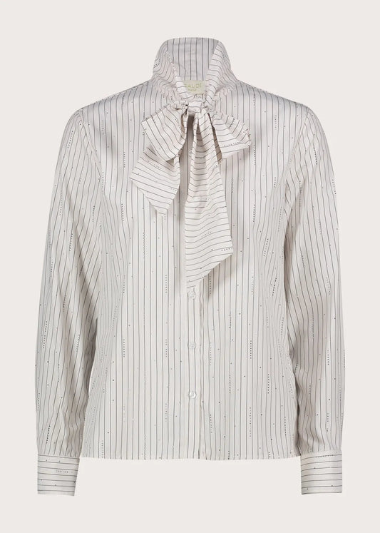 Camicia da donna con collo a foulard
