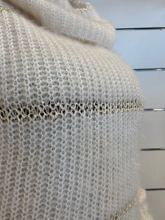 Maglione panna a righe con paillettes dorate