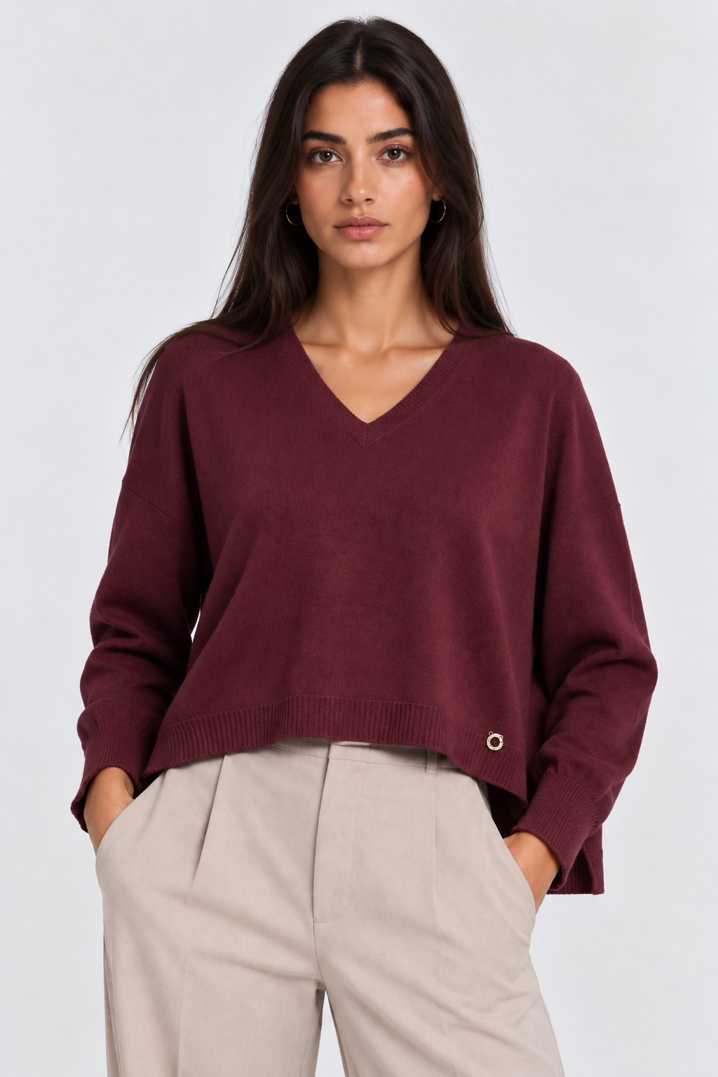 Maglioncino bordeaux con scollo a "V"