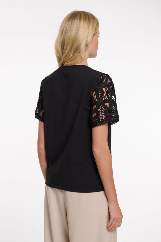 T-shirt manica in macramè