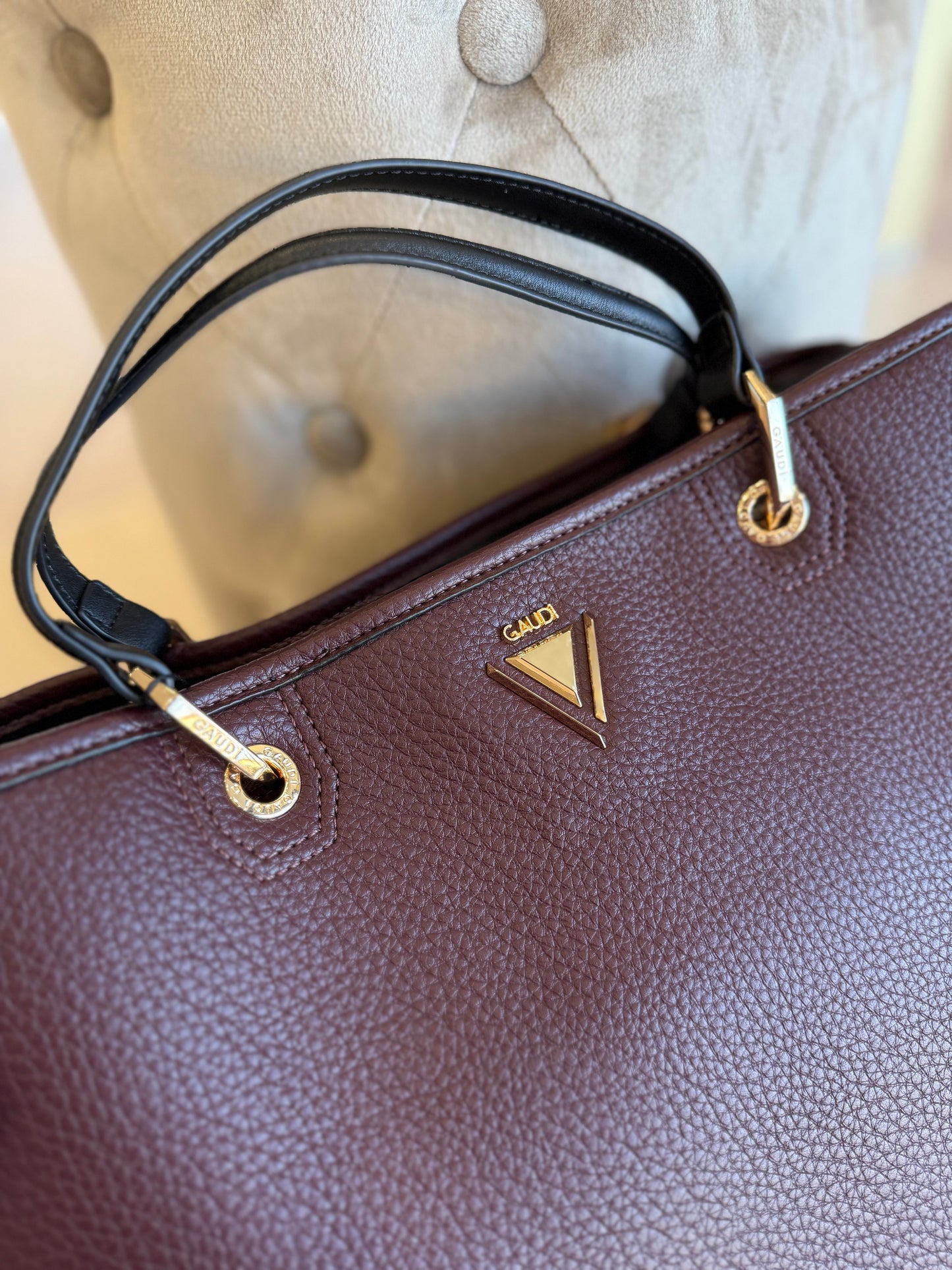 Borsa top handle vinaccia in similpelle
