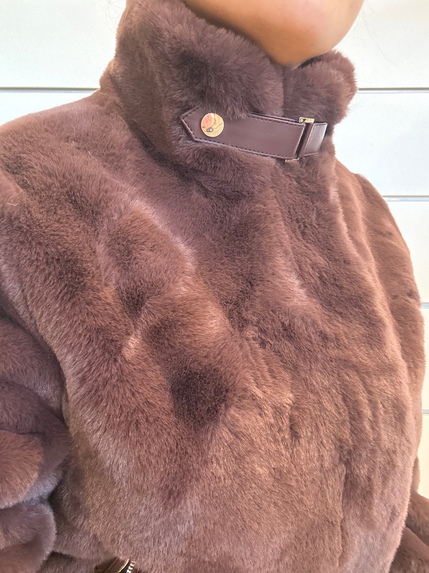 Bomber in ecopelliccia vinaccia