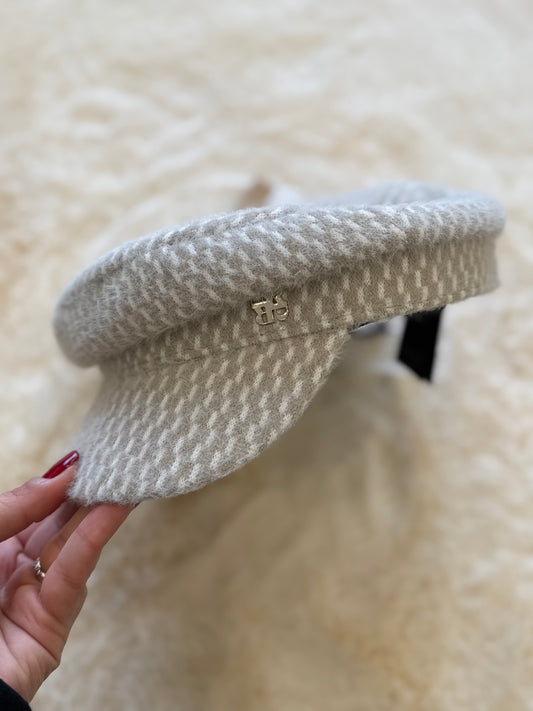 Cappellino con visiera