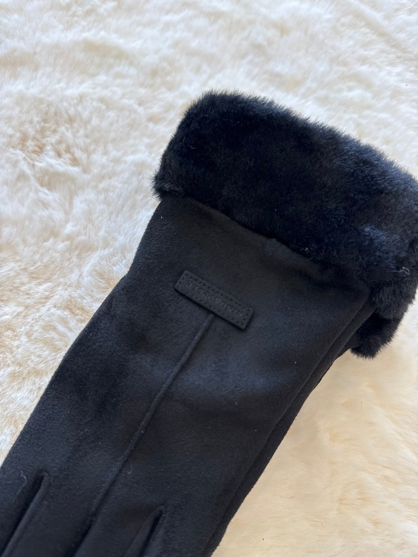 Guanti con dettaglio in ecopelliccia