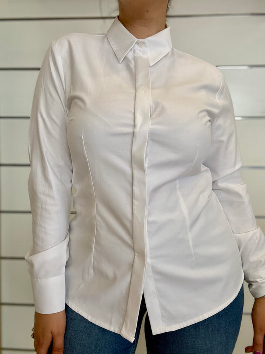 Camicia aderente bianca di ECO con taglio raffinato e vestibilità aderente per un look elegante