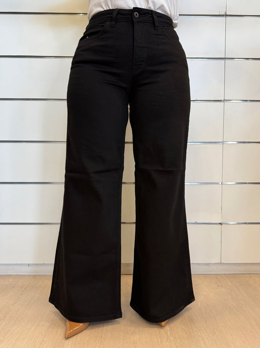 Jeans neri gamba larga ICHI in cotone con vestibilità comoda e moderna