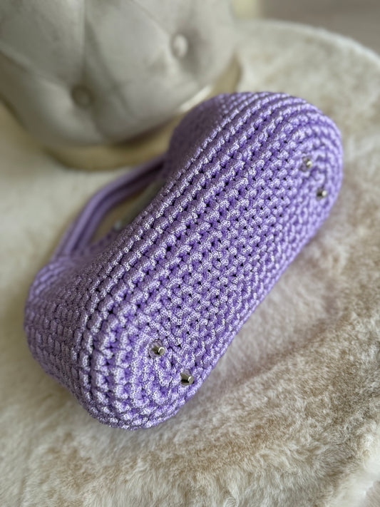 Borsa a mano Modello Luisa lilla di Mamì con design intrecciato e dettagli eleganti