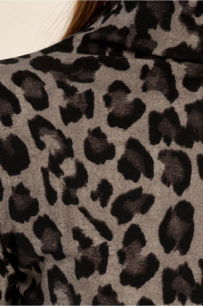 Top leopardato a sbalzo