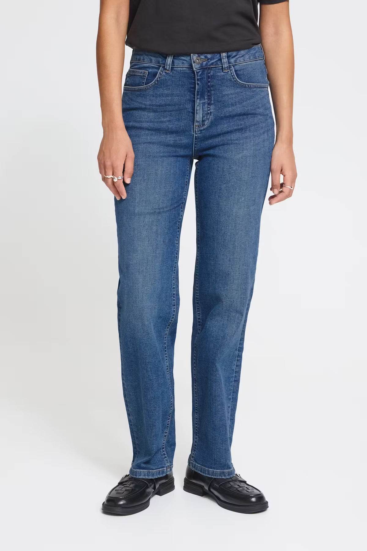 Jeans a gamba dritta