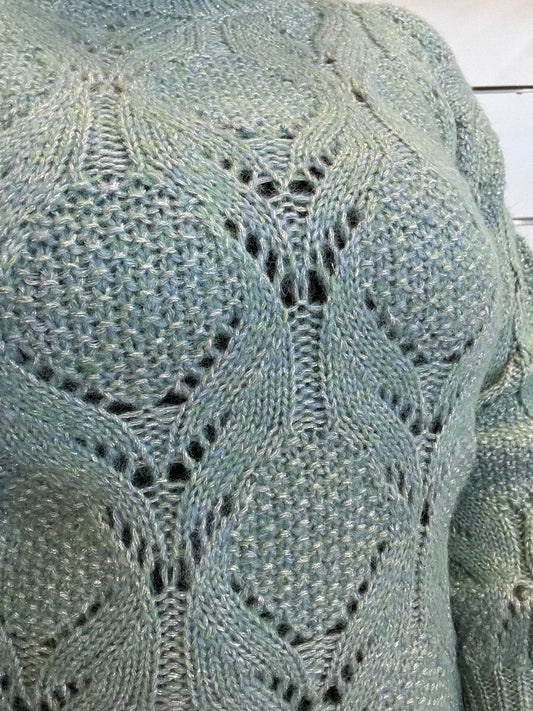 Maglione traforato azzurro con fili dorati