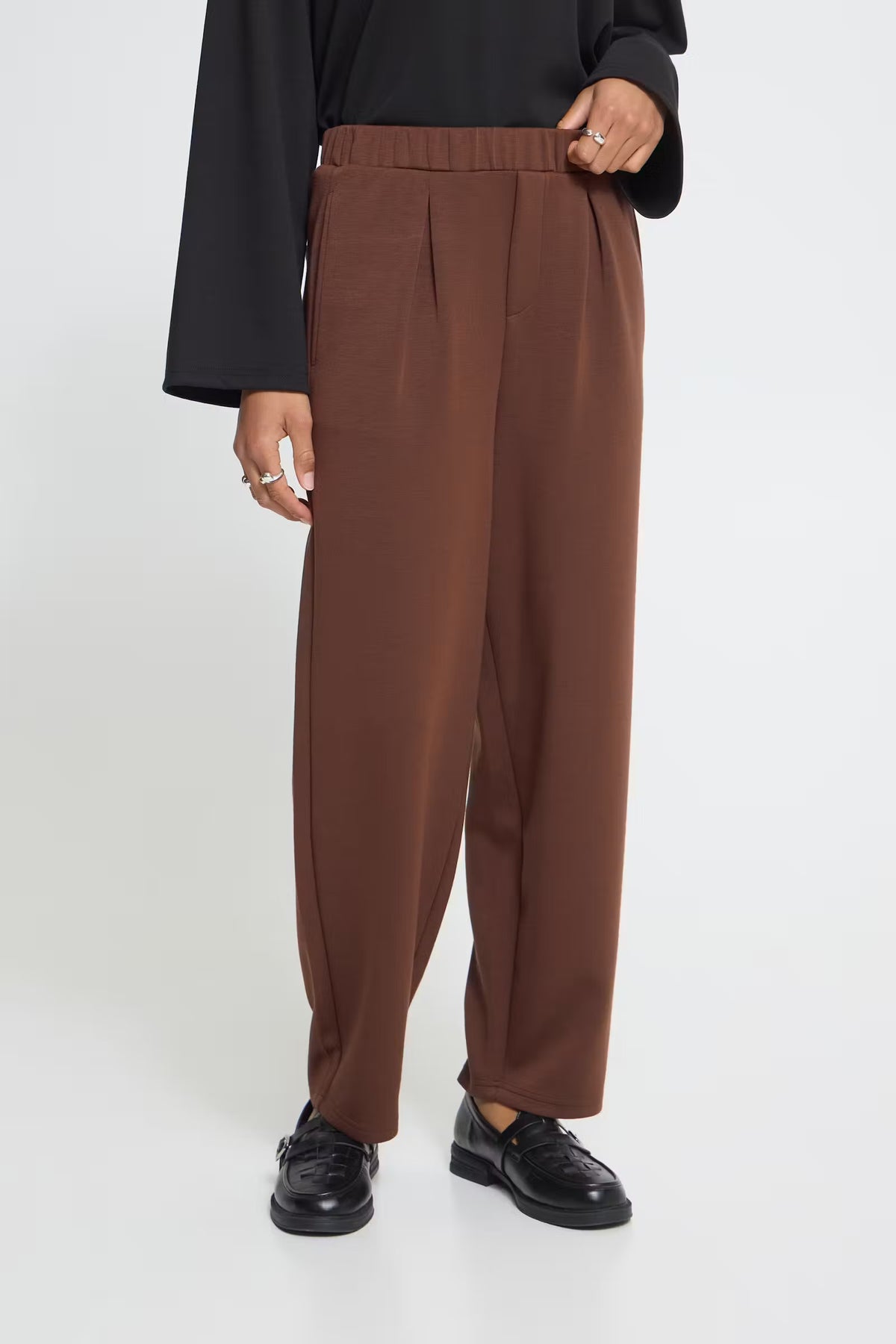 Pantalone a gamba larga
