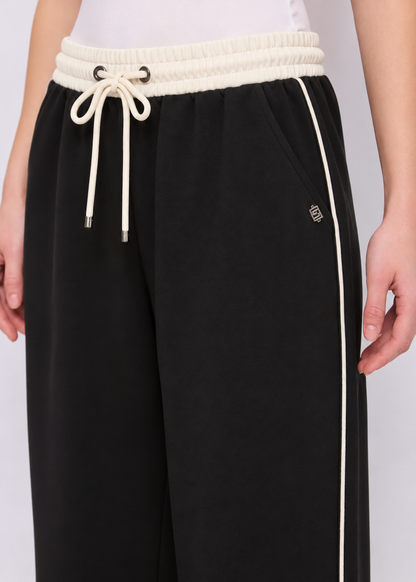 Pantaloni jogging neri da donna con coulisse