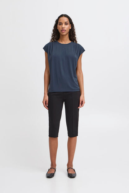 T-shirt blu con pences