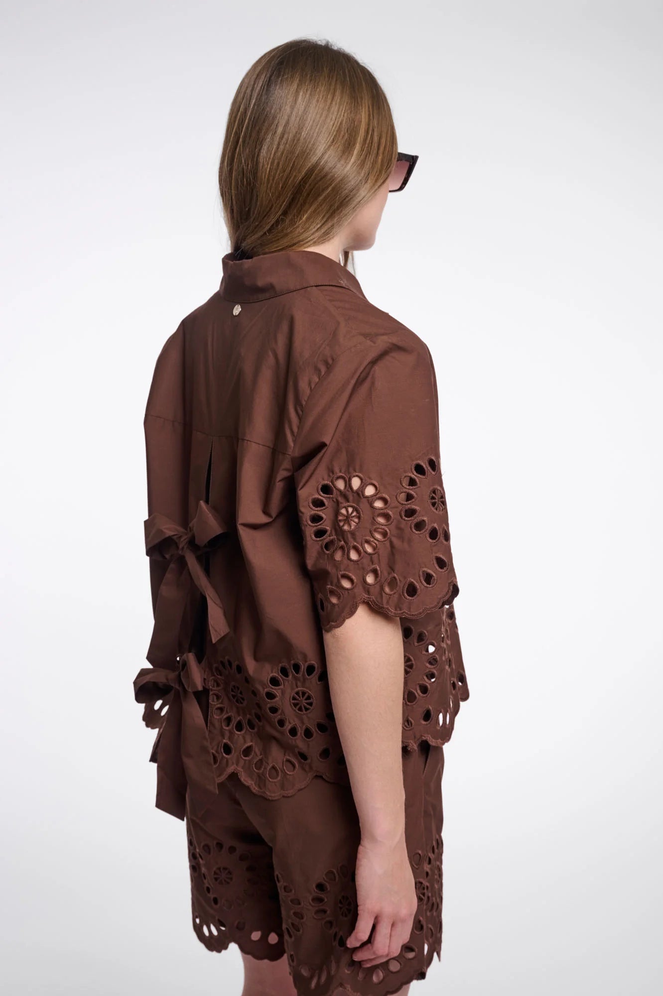 Camicia con fiocchi