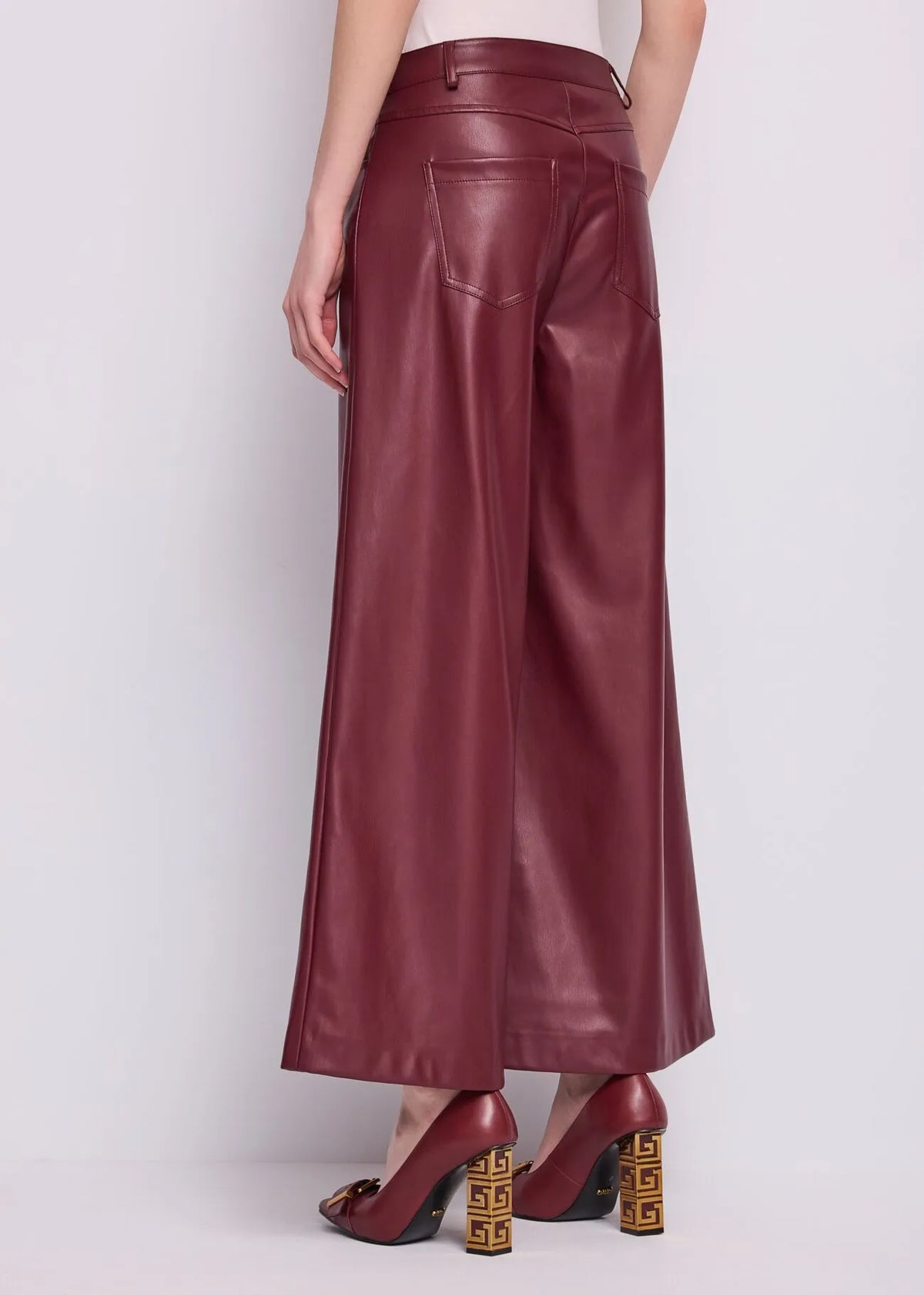 Pantaloni da donna effetto pelle