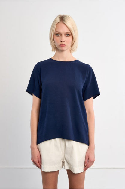 T-shirt con fiocchetti