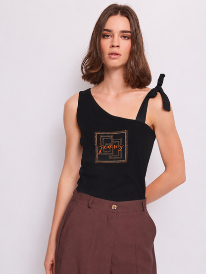 Top monospalla con logo e strass