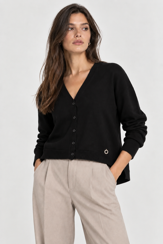 Cardigan nero con scollo a "V"