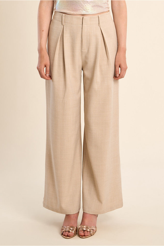 Pantalone a gamba larga