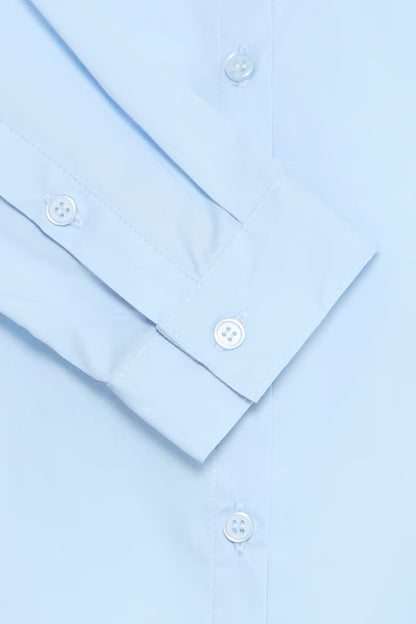 Camicia aderente azzurra