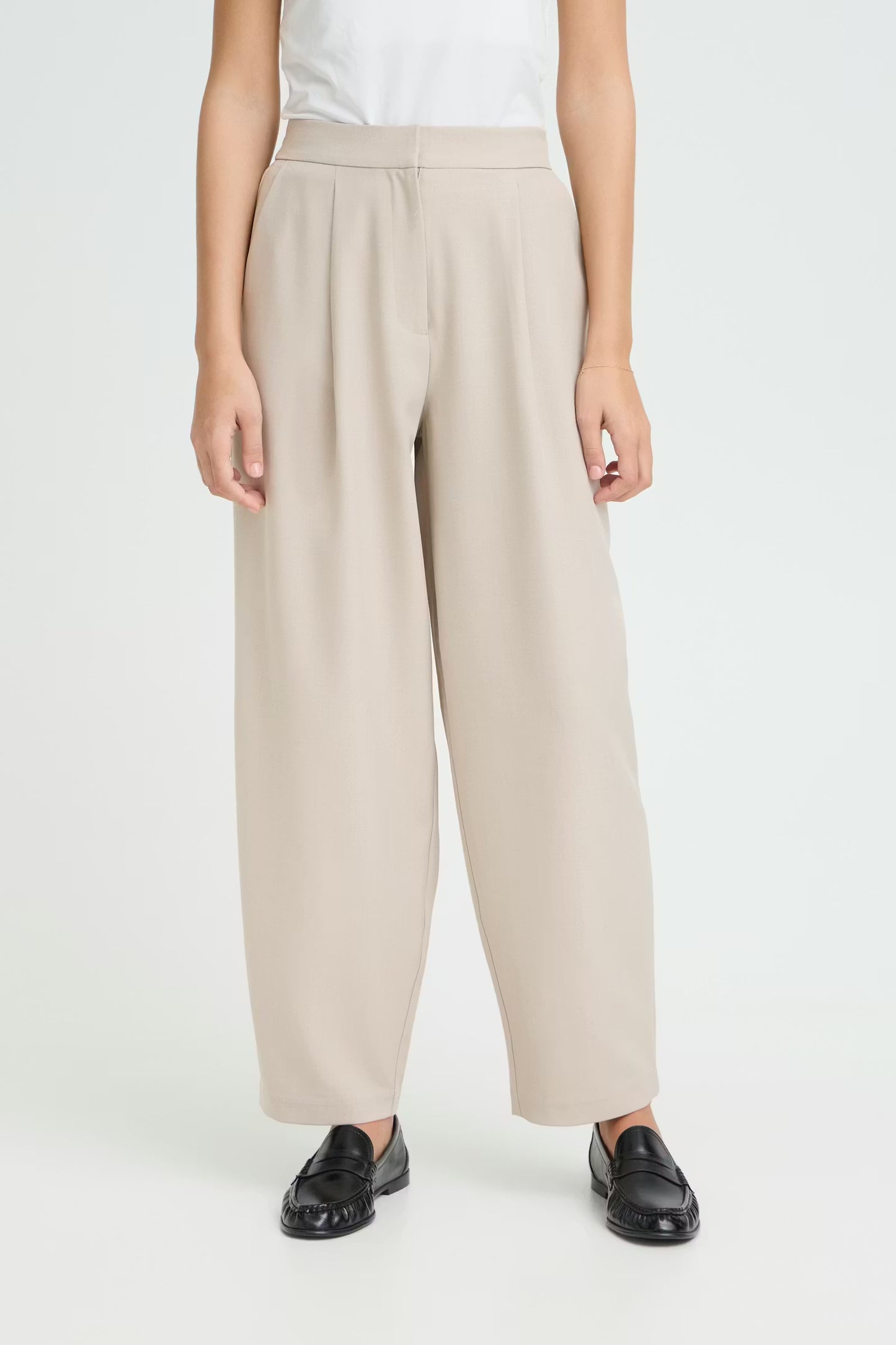 Pantaloni barrel