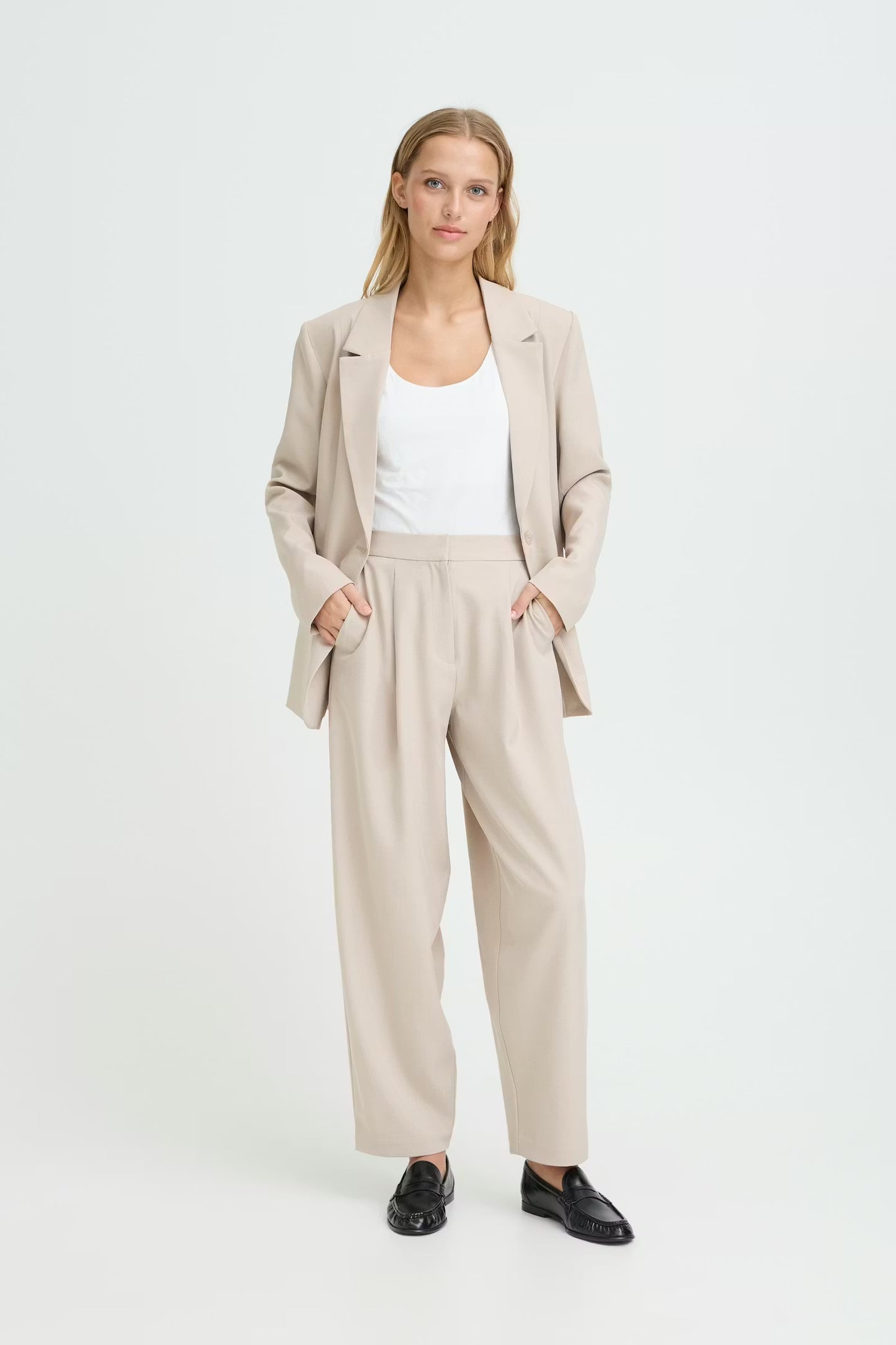 Pantaloni barrel
