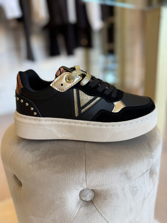 Sneaker con inserto glitterato