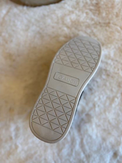 Sneaker con inserto glitterato