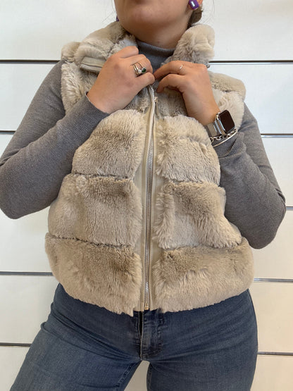 Gilet in ecopelliccia