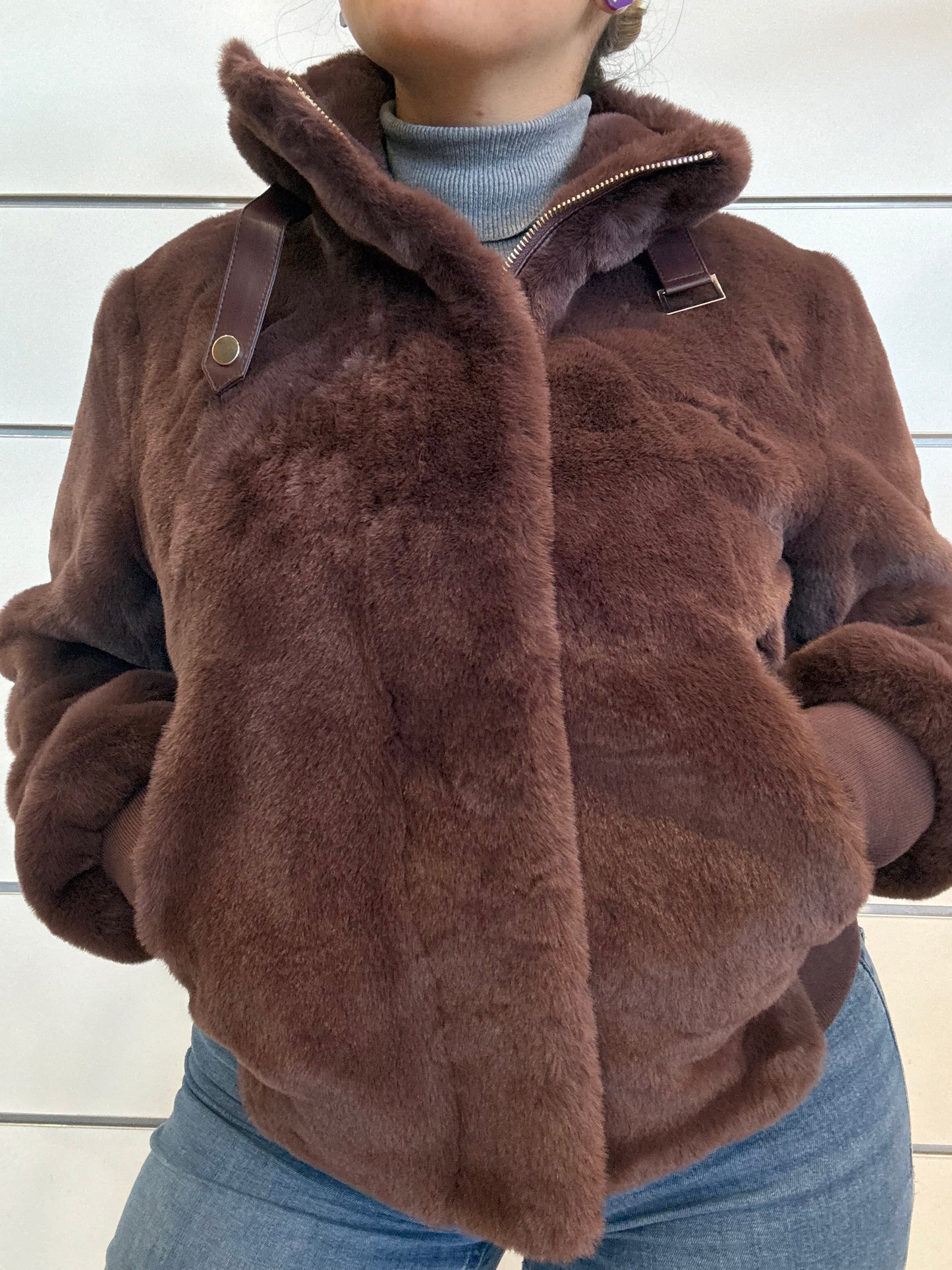 Bomber in ecopelliccia vinaccia