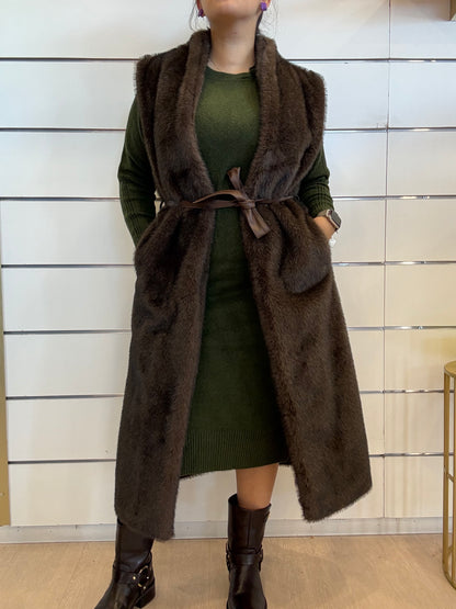 Gilet lungo da donna in ecopelliccia con cintura