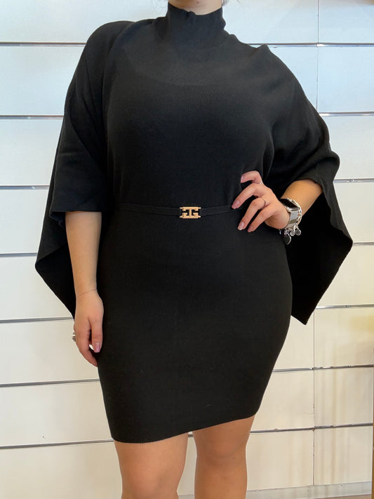 Abito nero da donna con cintura