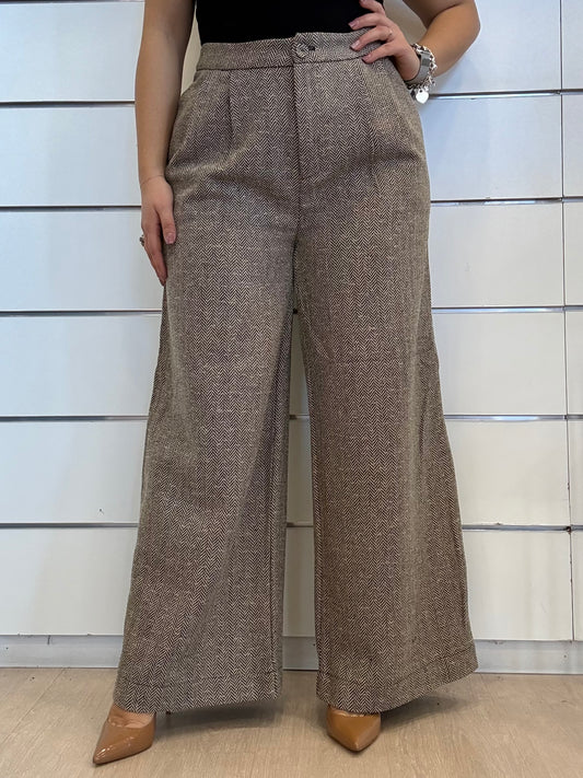 Pantalone largo a pieghe con motivo a spina di pesce