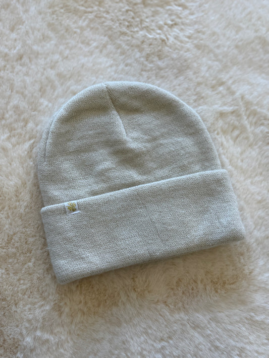 Cappellino con risvolto panna