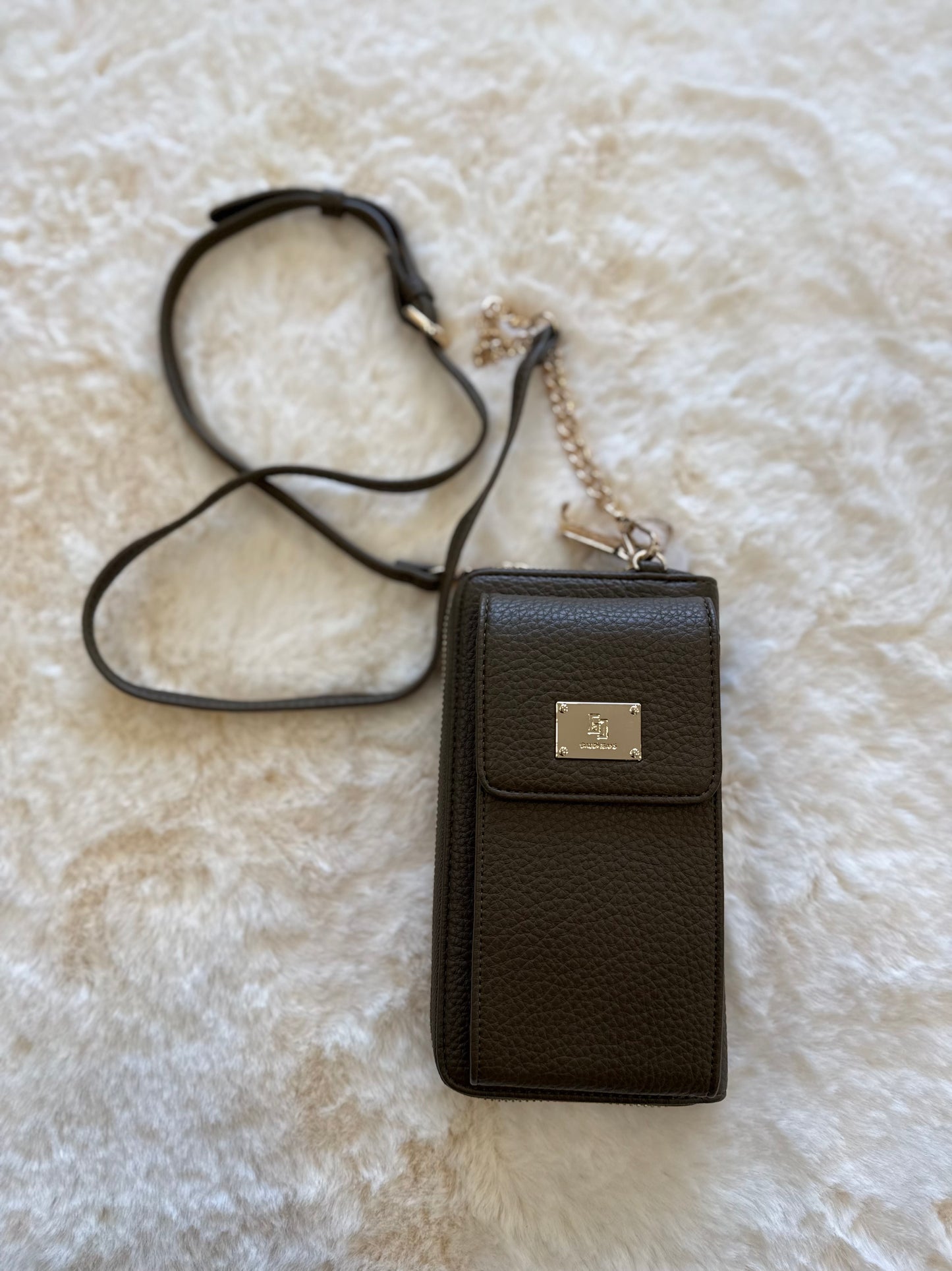 Portacellulare verdone in similpelle