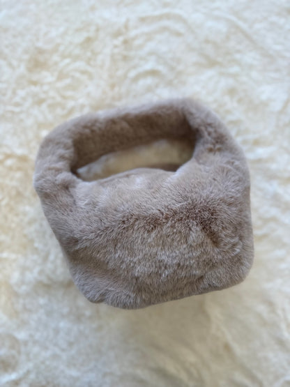 Mini bag in ecopelliccia beige