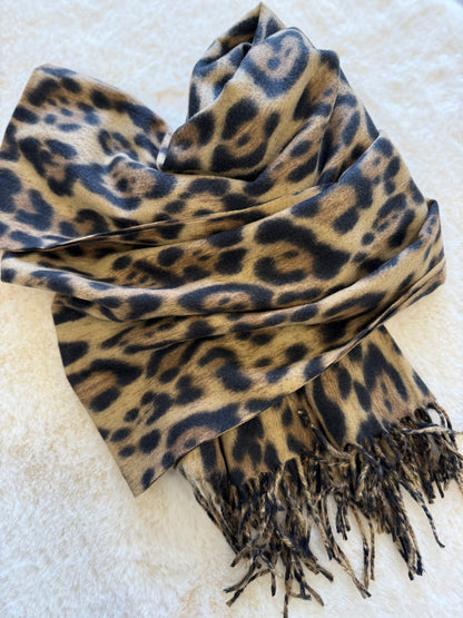 Sciarpa maculata con frange