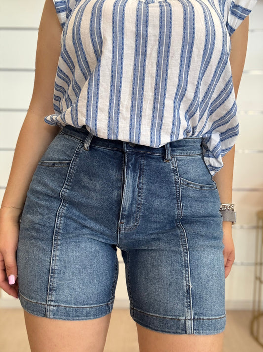 Pantaloncino in jeans elasticizzato