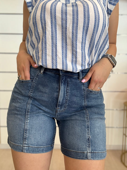 Pantaloncino in jeans elasticizzato