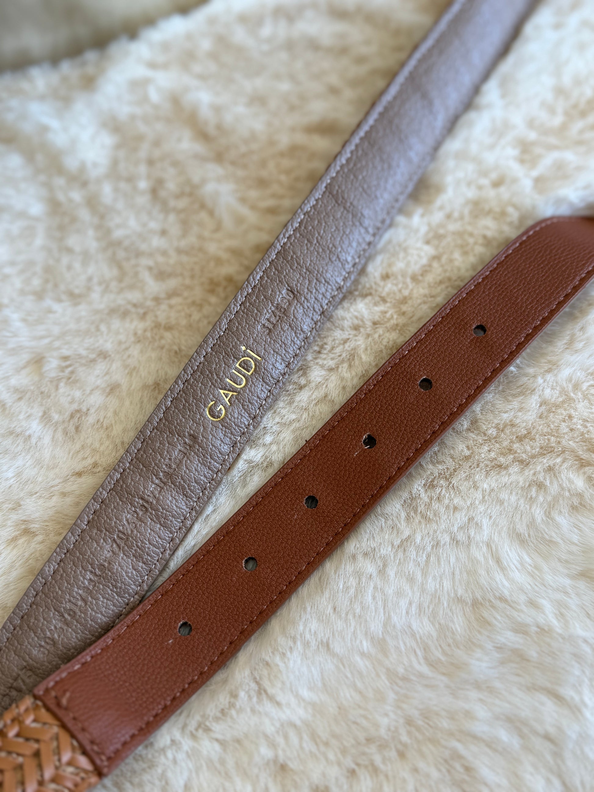 Cintura marrone intrecciata 3cm di Gaudì con dettagli eleganti in pelle