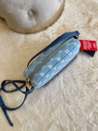 Borsa crossbody in denim con logo Gaudì, design elegante e chiusura con zip dorata