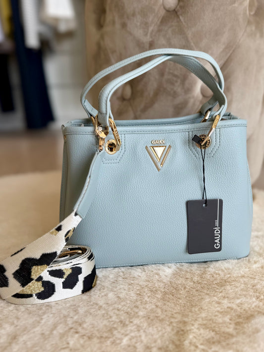 Borsa top handle celeste in similpelle con tracolla maculata e dettagli dorati per un look elegante