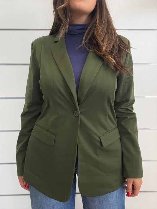Giacca verde monopetto ICHI in tessuto leggero con taglio moderno e tasche laterali
