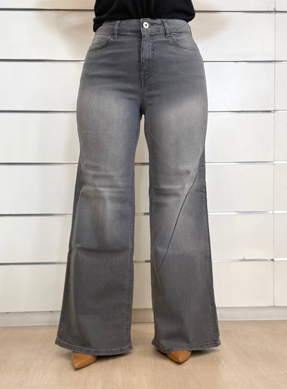 Jeans a gamba larga grigi ICHI con tonalità sfumate e vestibilità comoda per un look casual