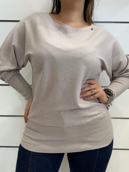 Maximaglia grigia da donna in filato lurex con maniche lunghe e vestibilità comoda