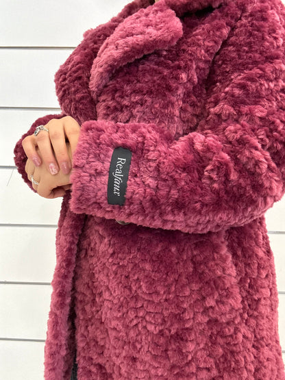 Giacca ecopelliccia teddy burgundi di Rino e Pelle con maniche lunghe e morbido design in peluche